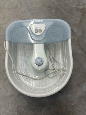 Conair Electric Foot Spa Bath Massager - Light Blue & White
